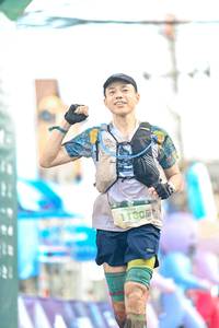 BIB: 100, 1180
                            <button type="button" onclick="openModal(24886227)" class="btn btn-primary btn-sm float-right btn-popup" data-toggle="modal" data-target=".modal-high-quality">
                        <i class="fas fa-shopping-cart"></i> Add to Cart
                    </button>
                                            <button type="button" onclick="isThisMe(24886227, true)" class="btn btn-success btn-sm float-right btn-popup btn-isme hidden" data-toggle="tooltip" data-placement="bottom" title="นี่คือรูปของคุณใช่ไหม คลิกที่นี่เพื่อเอาเข้าอัลบั้ม">
                        <i class="fas fa-plus"></i> Add to album
                    </button>
                    <button type="button" onclick="isThisMe(24886227, false)" class="btn btn-warning btn-sm float-right btn-popup btn-isnotme hidden">
                        <i class="fas fa-ban"></i> Remove from album
                    </button>